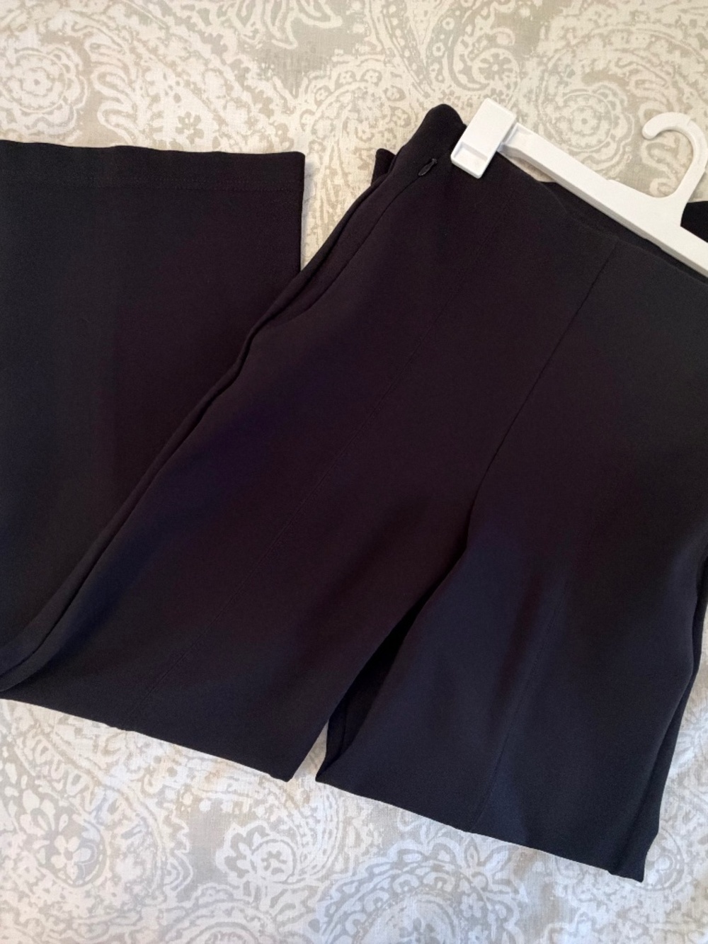 LOFT Black Wide Leg Pants - Picture 6 of 8
